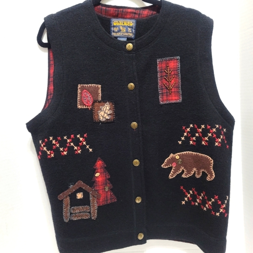 VTG Woolrich 100% wool vest women' Large black 80s 90s holiday bear Plaid